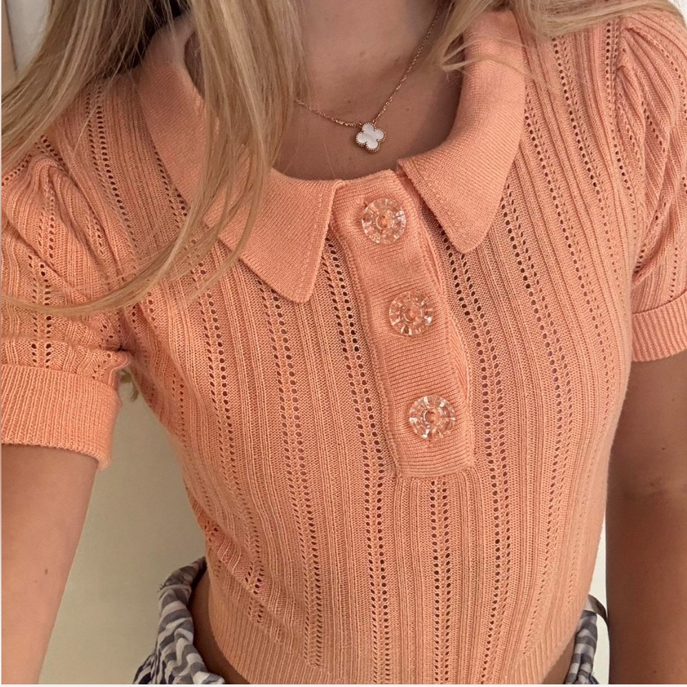 For love ❤️ and lemons 🍋 Peach Knit Crop Top😍